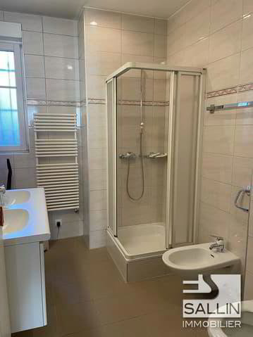 Appartement 6.5 pièces à louer à Fribourg - image 1/9