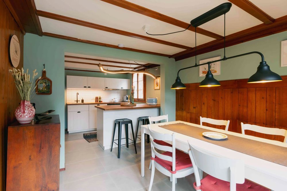 4.5 Zimmer Wohnung zu vermieten in Camischolas - Bild 1/7