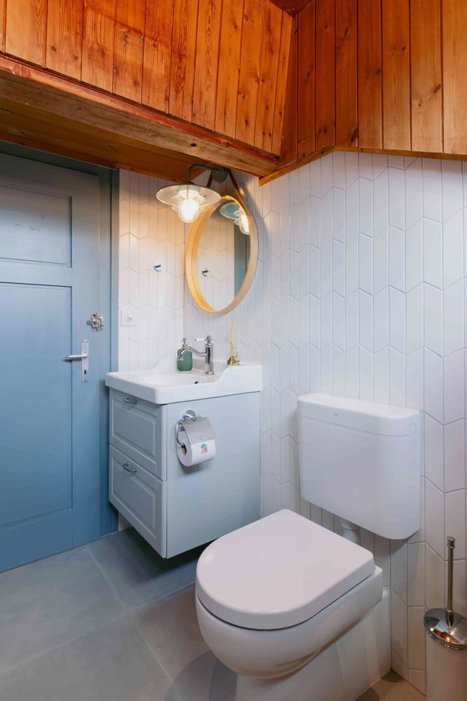 3.5 Zimmer Wohnung zu vermieten in Camischolas - Bild 1/5