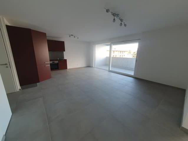 3.5 rooms Apartment for rent in Conthey - image 1/13