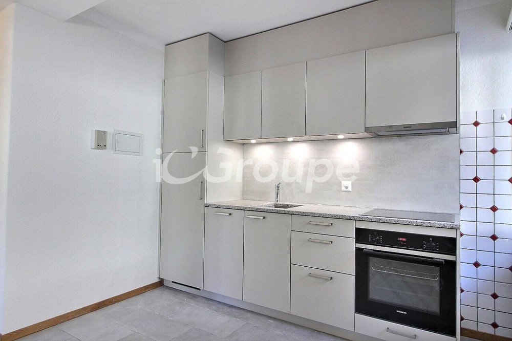 Appartamento di 2 locali in affitto a Sion - immagine 1/10