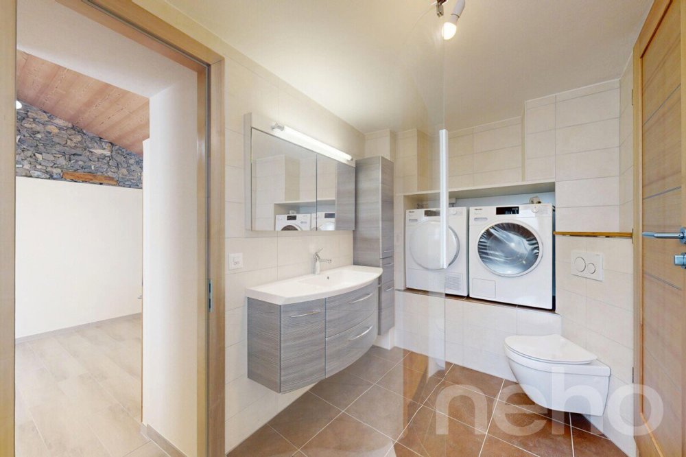 4 rooms House to buy in Sierre - image 1/12