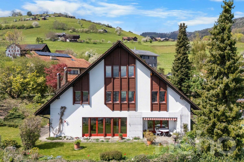 Casa di 7.5 locali in vendita a Altstätten SG - immagine 1/12