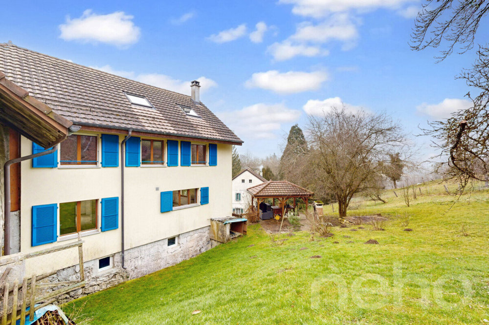 6.5 Zimmer Haus zum verkaufen in Bioley-Magnoux - Bild 1/12