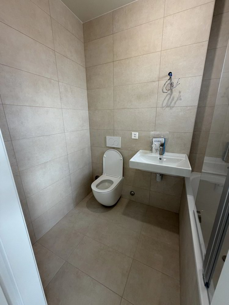 4 rooms Apartment for rent in Thônex - image 1/13