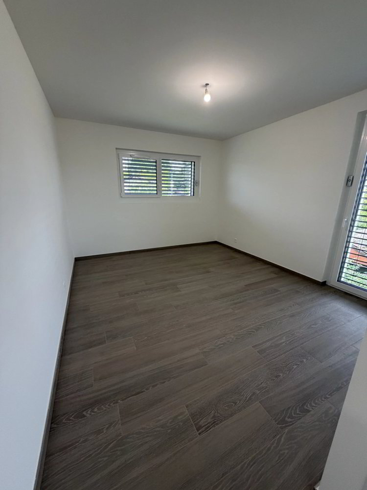 4 rooms Apartment for rent in Thônex - image 1/13