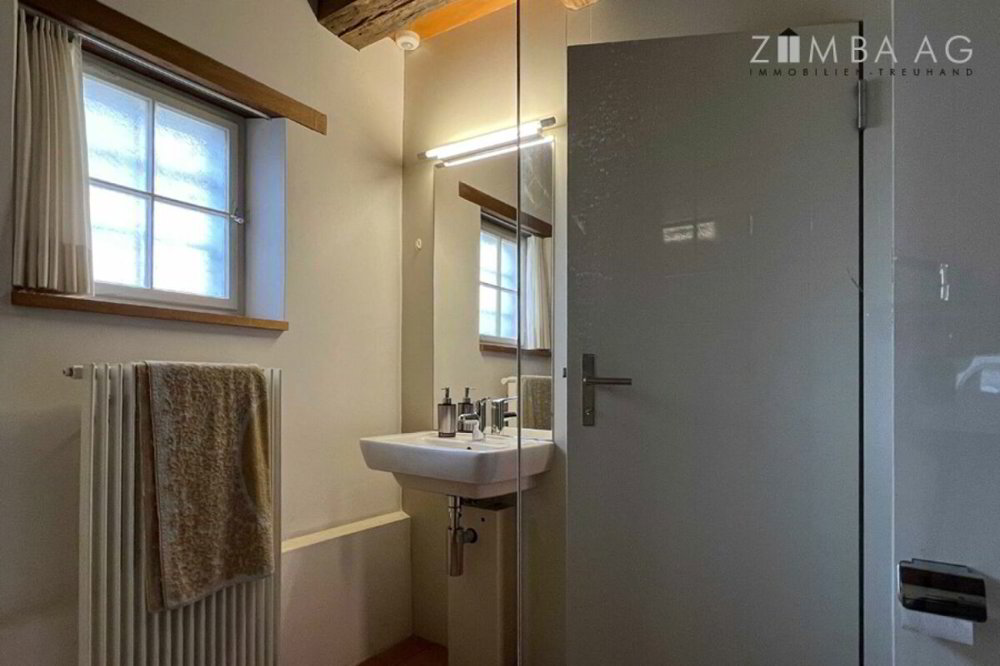 4 Zimmer Haus zum verkaufen in Erlen - Bild 1/13