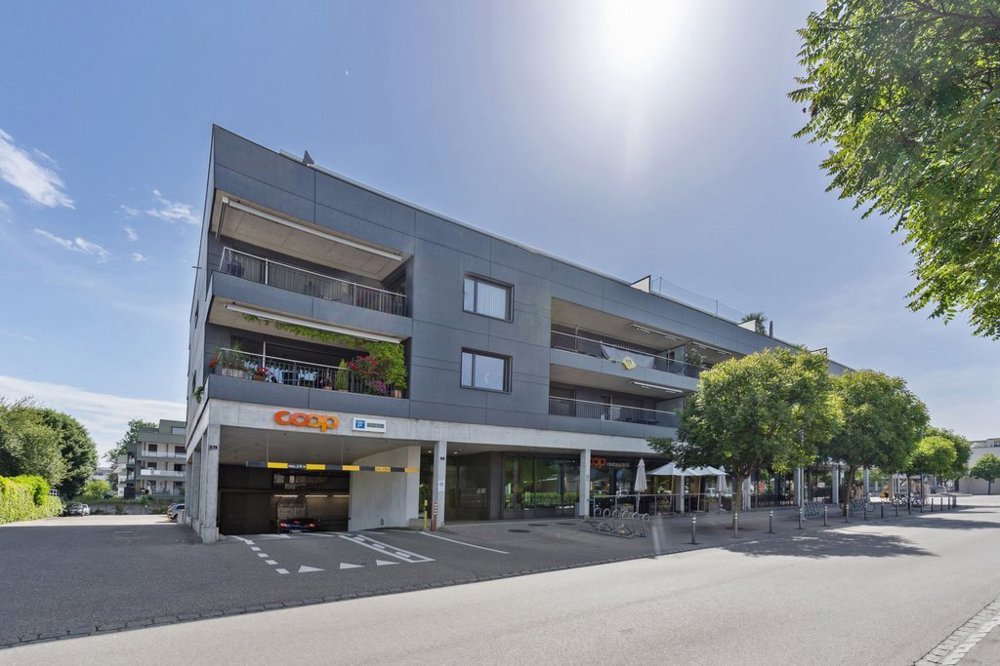 Parcheggio, garage di null locali in affitto a Lyss - immagine 1/2