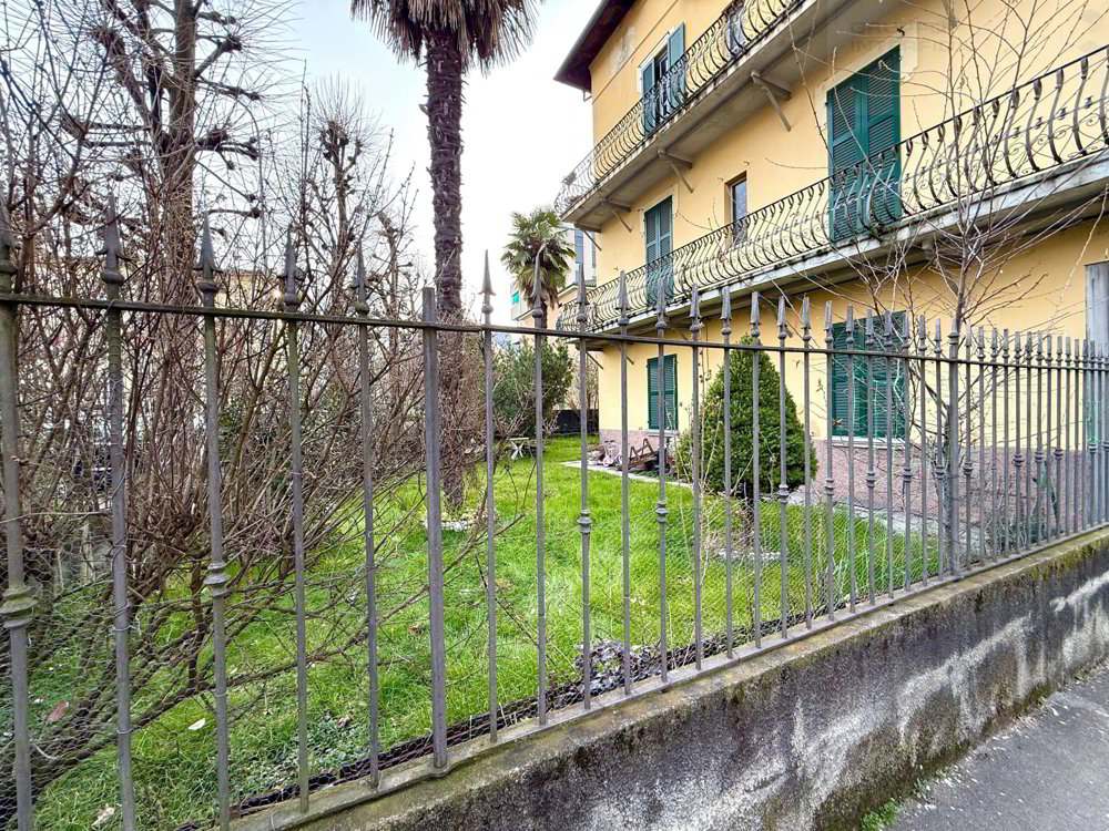 Ufficio & Commercio di null locali in vendita a Chiasso - immagine 1/7