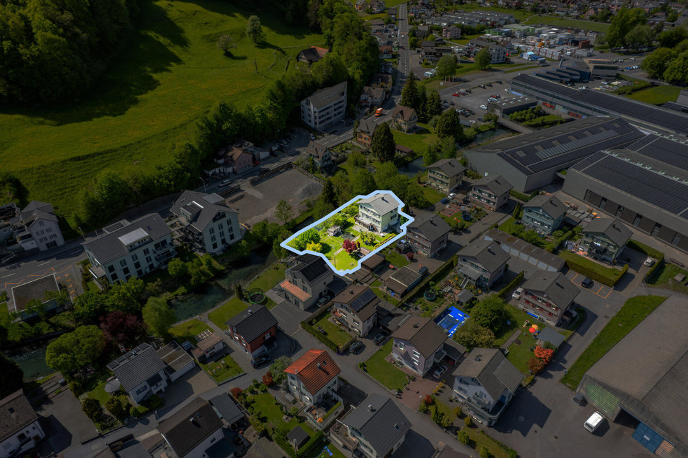 Maison 6.5 pièces à acheter à Oberurnen - image 1/18