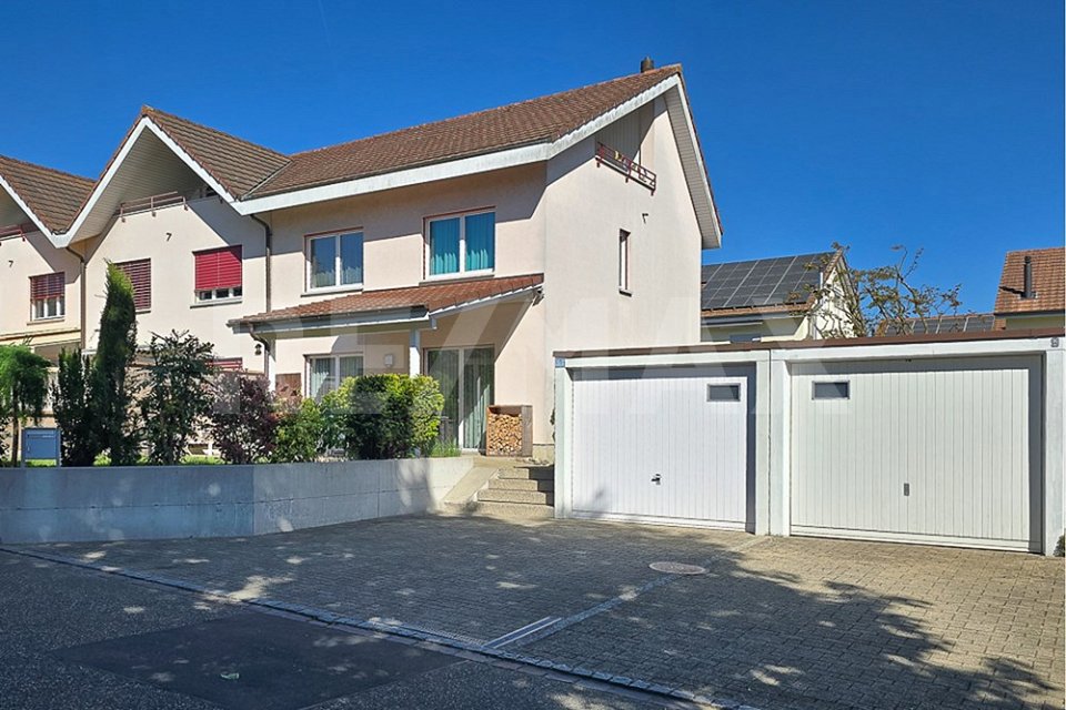 5.5 Zimmer Haus zum verkaufen in Möhlin - Bild 1/6