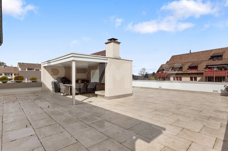 13 Zimmer Haus zum verkaufen in Sirnach - Bild 1/13
