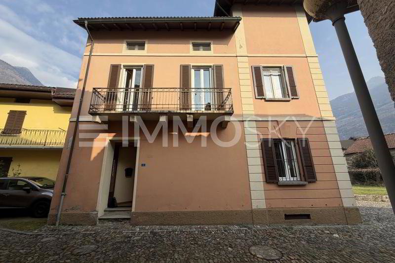 Appartamento di 7 locali in vendita a Preonzo - immagine 1/7