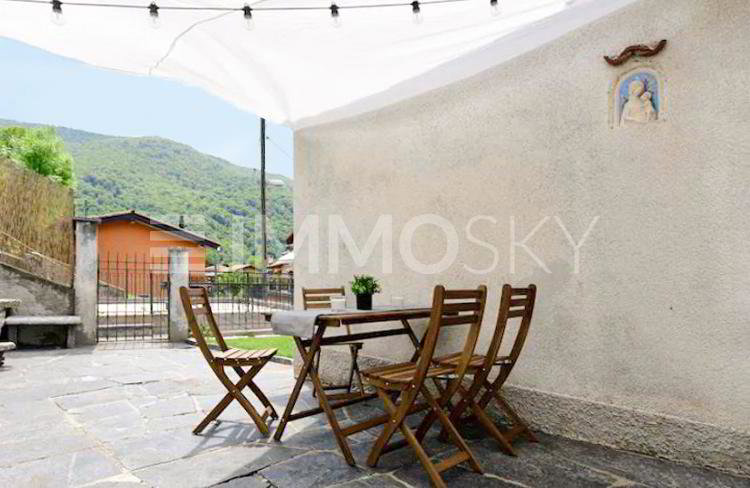 Casa di 2 locali in vendita a Piandera Paese - immagine 1/8