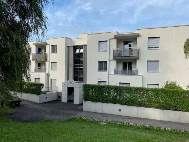 null rooms Car park, garage for rent in Lausanne - image 1/1