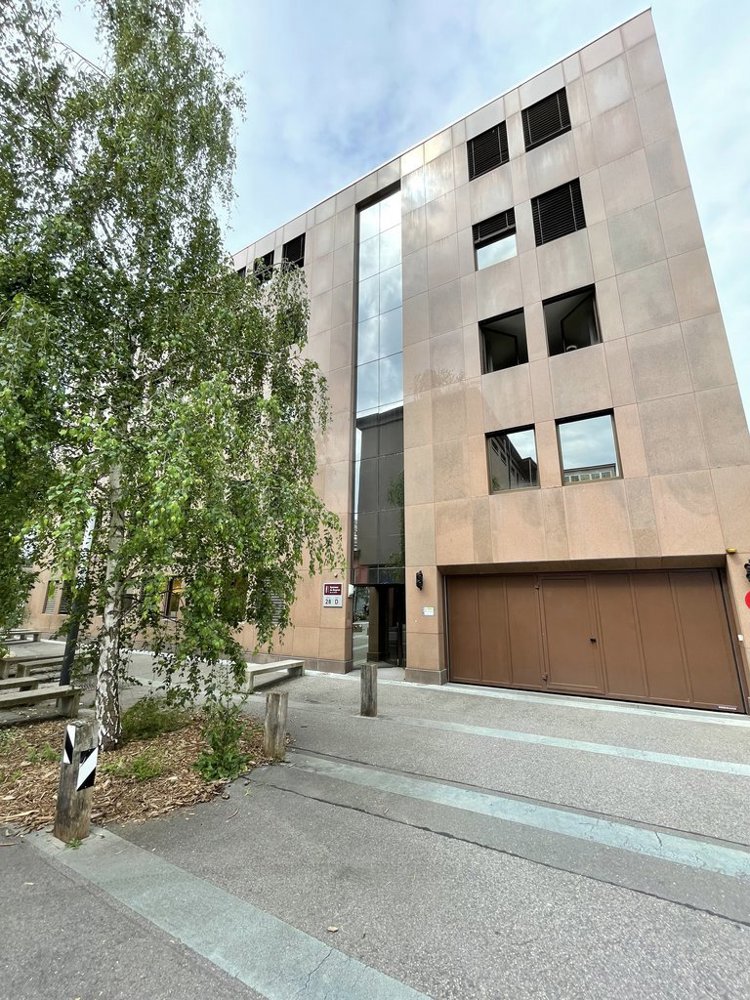 null Zimmer Parkplatz, Garage zu vermieten in Lausanne - Bild 1/2