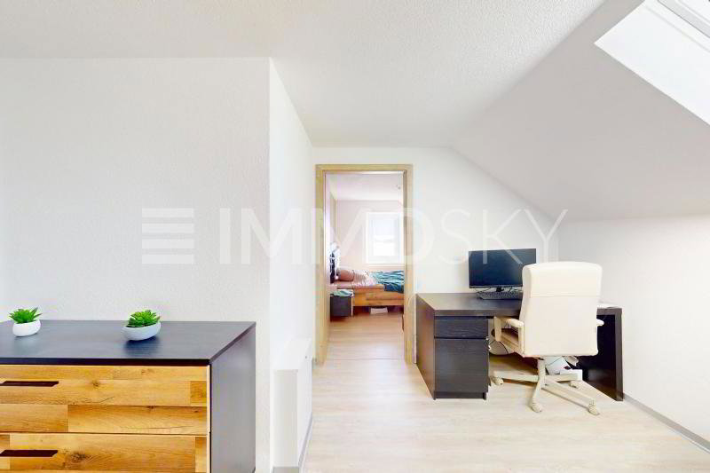 Casa di 7 locali in vendita a Chézard-St-Martin - immagine 1/5