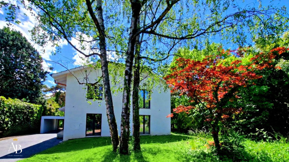 9 Zimmer Haus zum verkaufen in Collonge-Bellerive - Bild 1/13