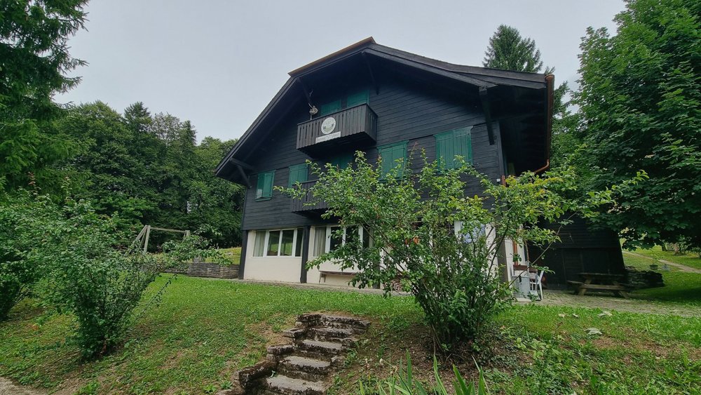 15 Zimmer Haus zum verkaufen in Chamby - Bild 1/11
