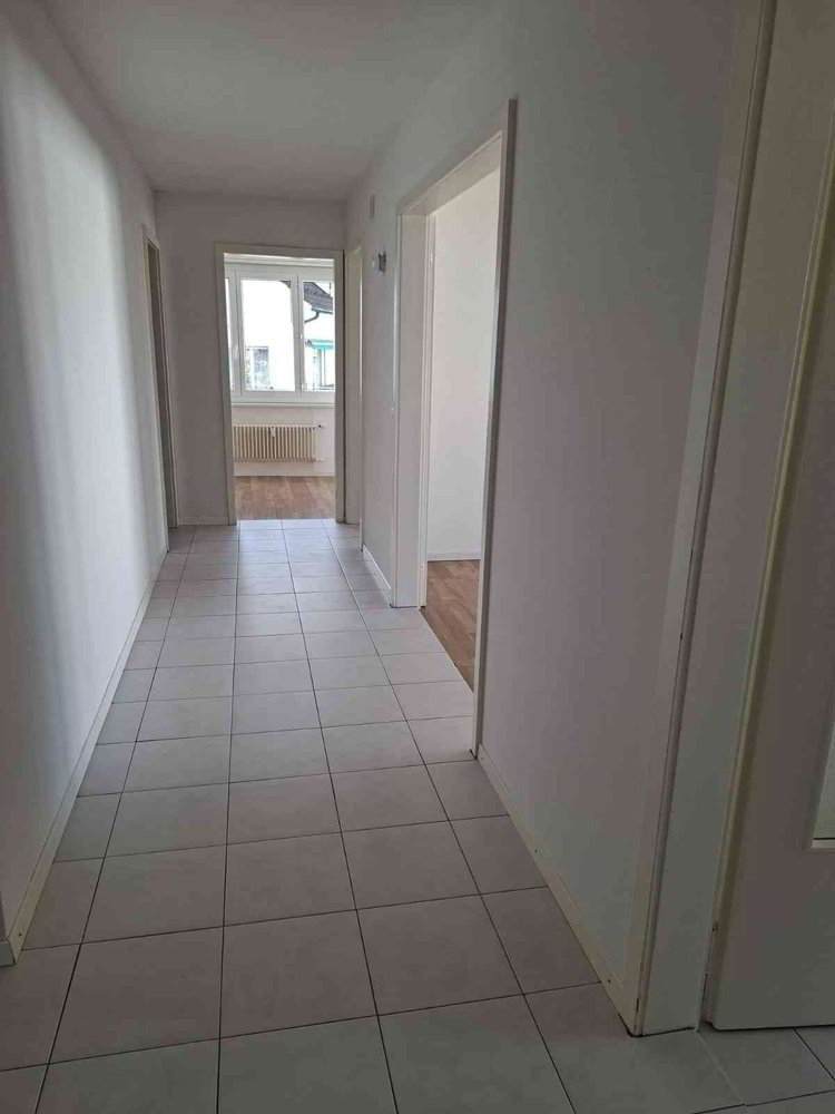 Appartement 3.5 pièces à louer à Emmenbrücke - image 1/3