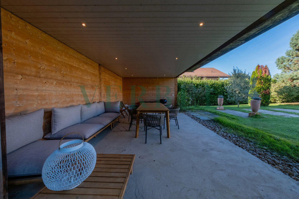 8 rooms House to buy in Clarens - image 1/12