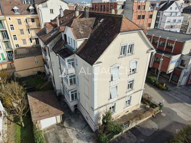 Bureau & Commerce 15 pièces à acheter à Delémont - image 1/12