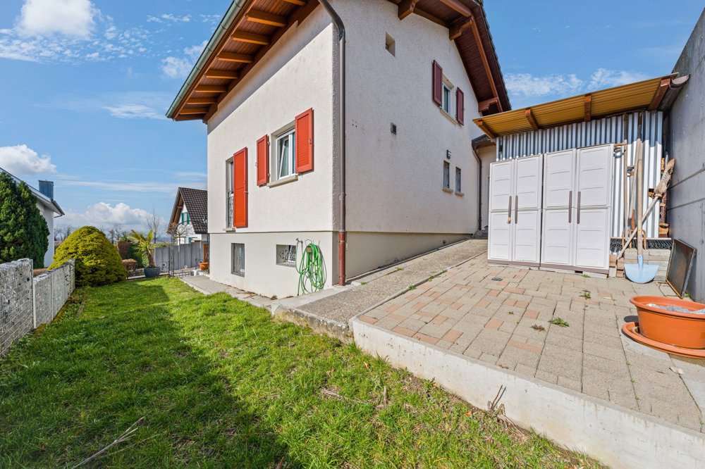 null rooms House to buy in Winkel - image 1/11
