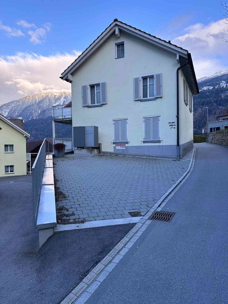 null Zimmer Parkplatz, Garage zu vermieten in Domat/Ems - Bild 1/1