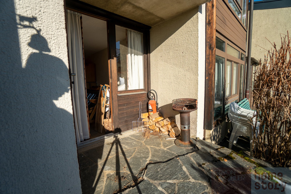 2 rooms Apartment to buy in Gryon - image 1/9