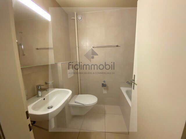 Appartamento di 3 locali in affitto a La Chaux-de-Fonds - immagine 1/6