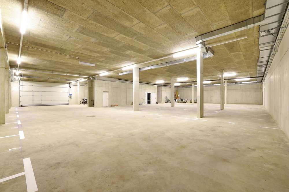 1 rooms Office & Commercial for rent in Murten - image 1/11
