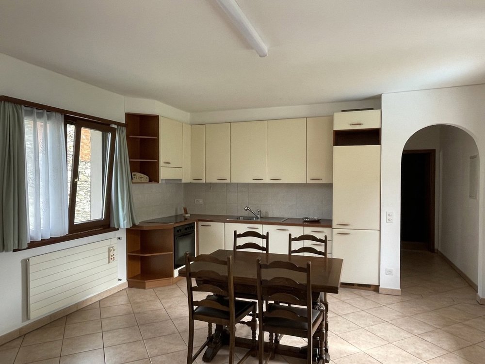 Casa di 9 locali in vendita a Madonna del Piano - immagine 1/13