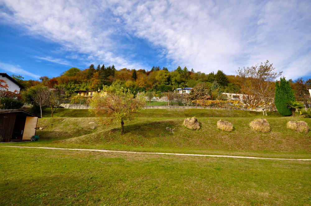 Terreno di null locali in vendita a Vernate - immagine 1/7