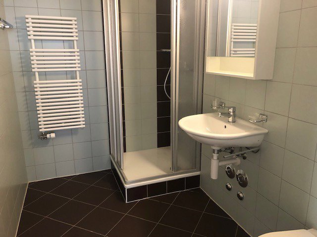 4 Zimmer Wohnung zu vermieten in La Chaux-de-Fonds - Bild 1/9