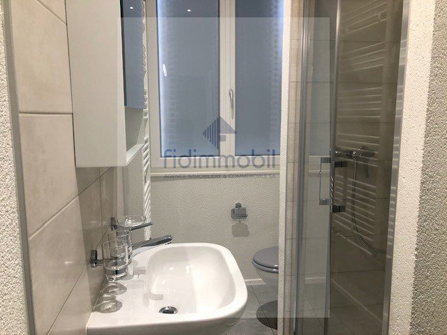 Appartamento di 2 locali in affitto a La Chaux-de-Fonds - immagine 1/8