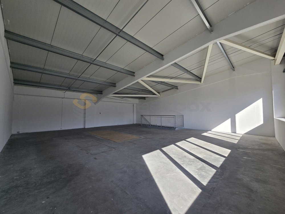 Bureau & Commerce null pièces à louer à Aigle - image 1/6