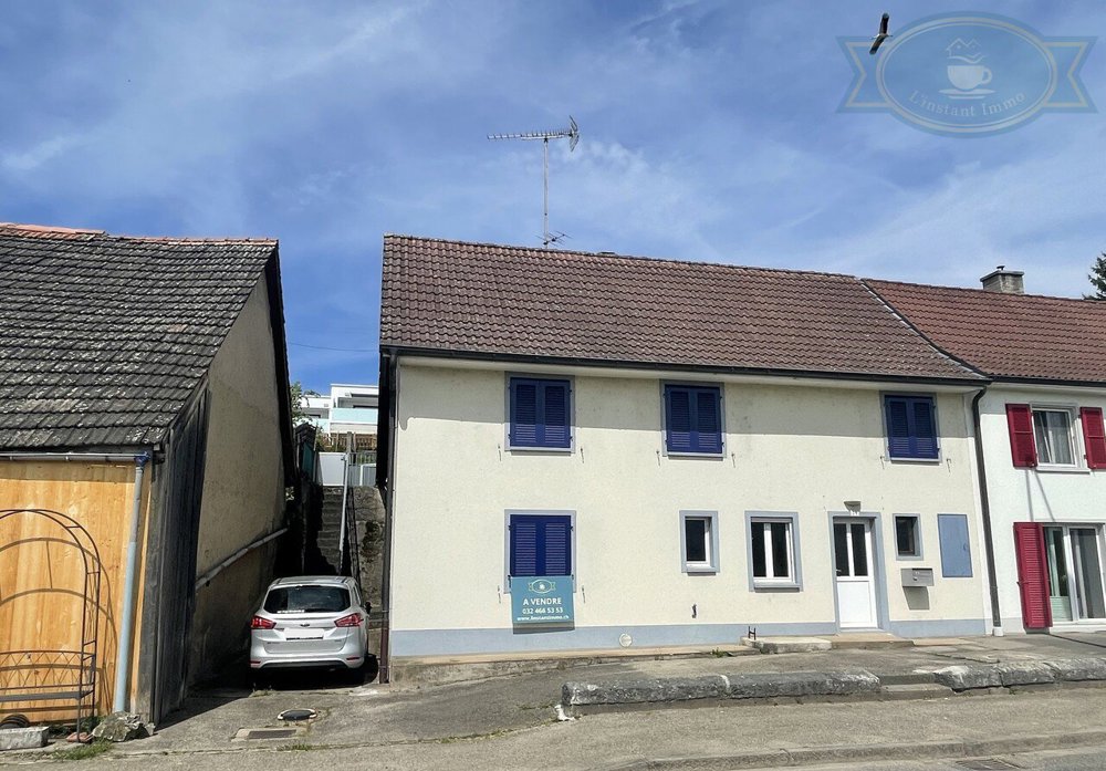 4 rooms House to buy in Alle - image 1/10