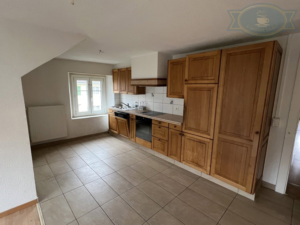 Casa di null locali in vendita a Courgenay - immagine 1/13