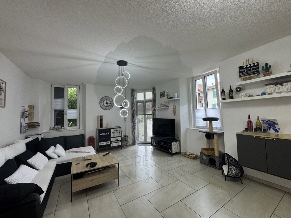 Casa di null locali in vendita a Courgenay - immagine 1/13