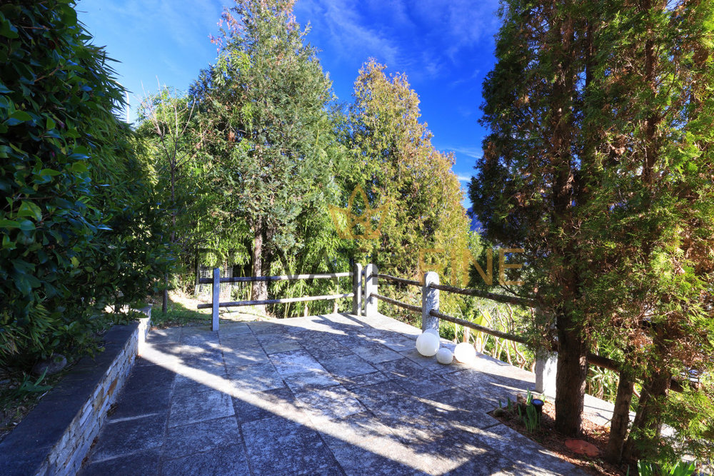 Casa di 5 locali in vendita a Locarno - immagine 1/10