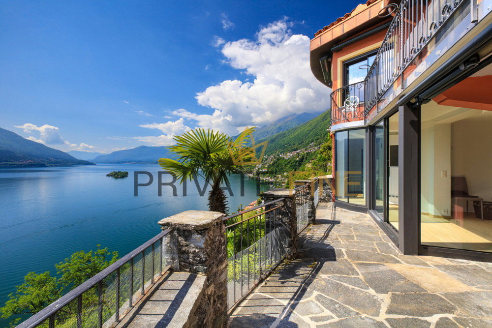 Casa di 6 locali in vendita a Ascona - immagine 1/13