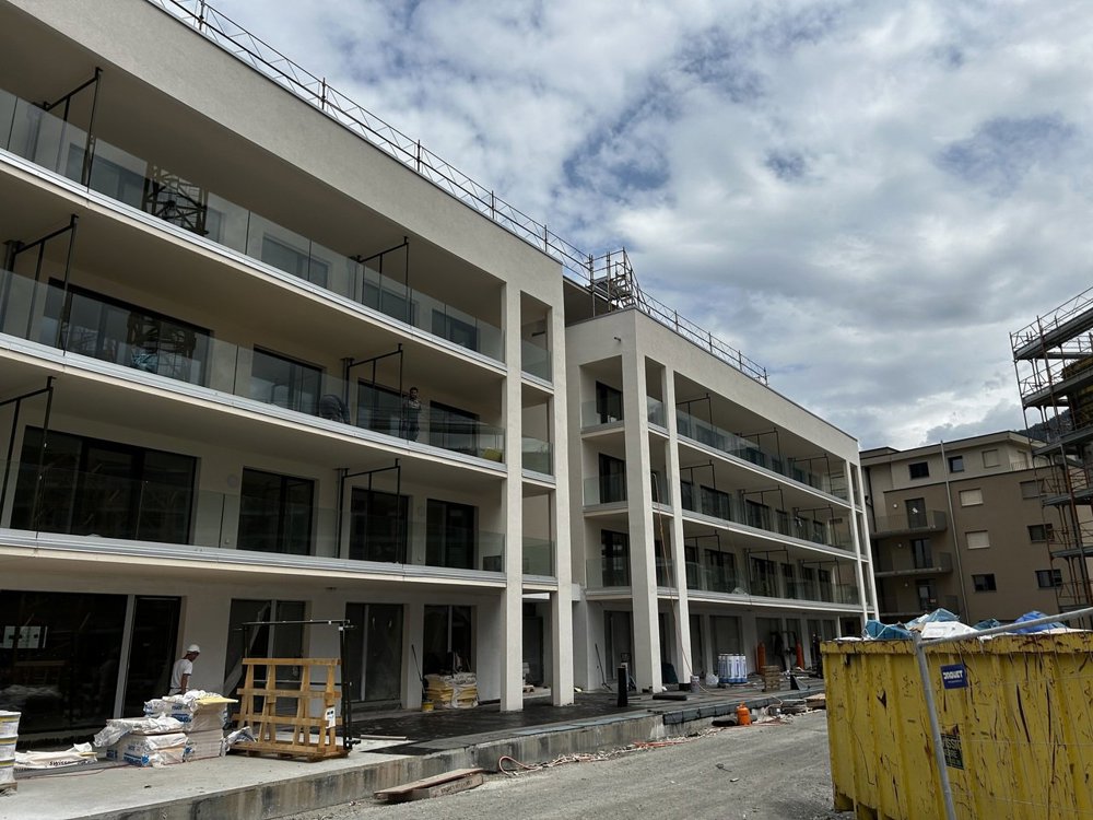 1 rooms Office & Commercial for rent in Sion - image 1/7
