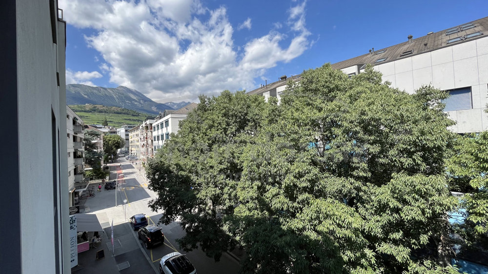 4 Zimmer Büro zum verkaufen in Sion - Bild 1/8