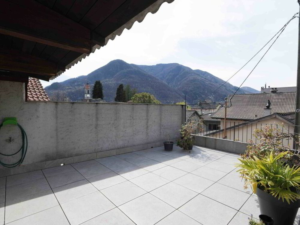 4 rooms House to buy in Verscio - image 1/13