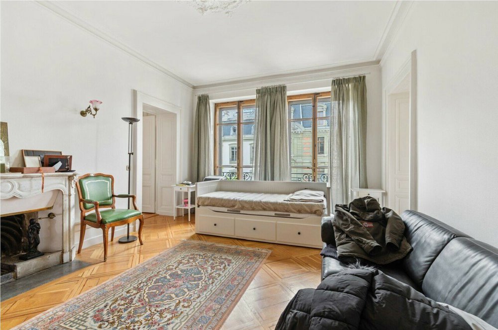 21 Zimmer Büro zum verkaufen in Genève - Bild 1/13