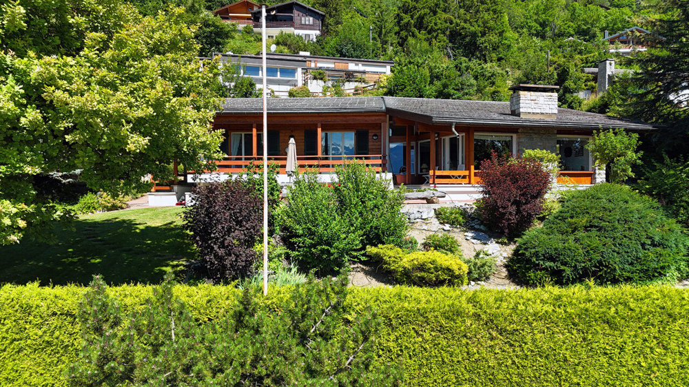 Casa di 6 locali in vendita a Crans-Montana - immagine 1/13