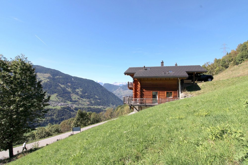 Terreno di null locali in vendita a Sarreyer - immagine 1/4
