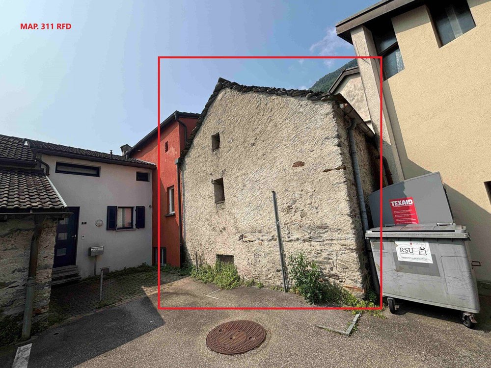 Casa di 5 locali in vendita a Gnosca - immagine 1/13