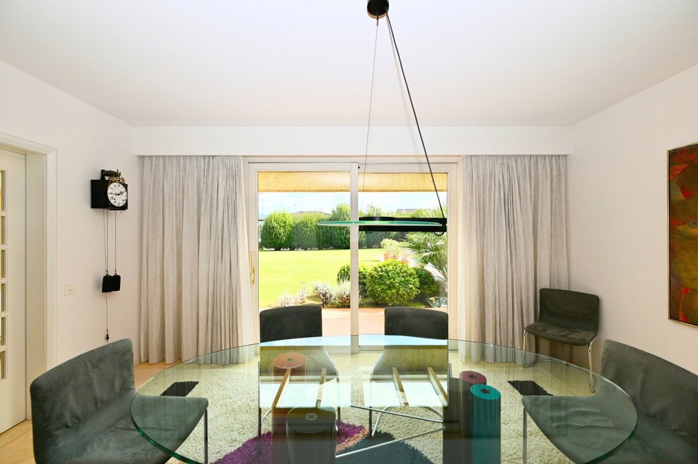 Casa di 8 locali in vendita a Novazzano - immagine 1/13