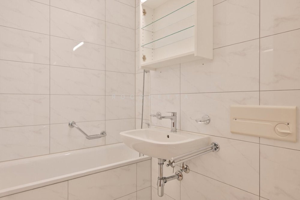 Appartement 1 pièces à acheter à Locarno - image 1/8